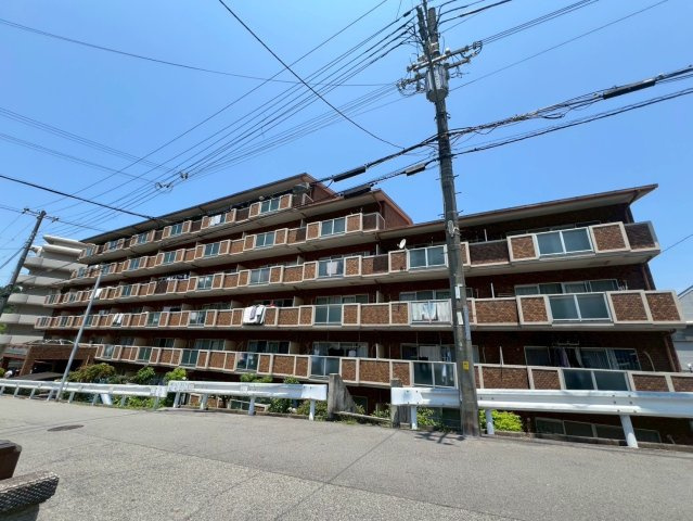 パールヒル清水が丘の外観