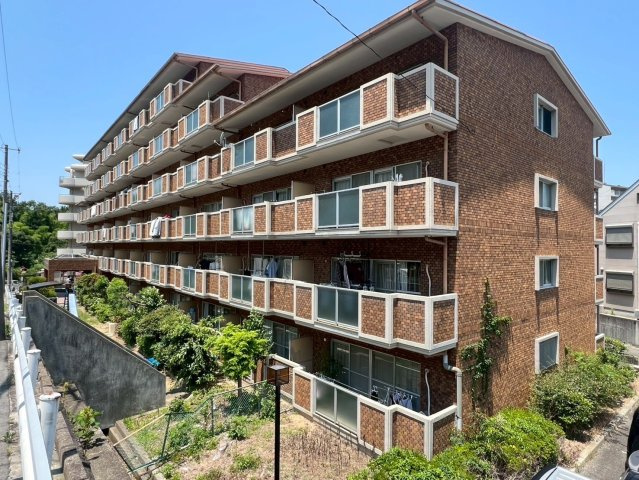 パールヒル清水が丘の外観