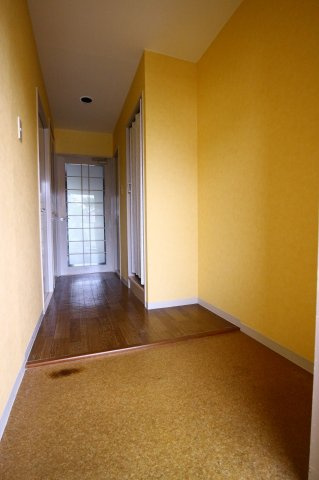 パールヒル清水が丘の玄関