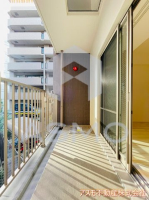 【バルコニー】 | GrandRegis | ※同物件　別間取り　参考写真