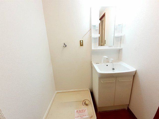 パークサイドマンション吉田の洗面所|コンパクトで使いやすい洗面所