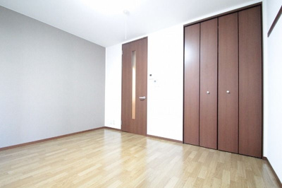 【寝室】 | モデラート