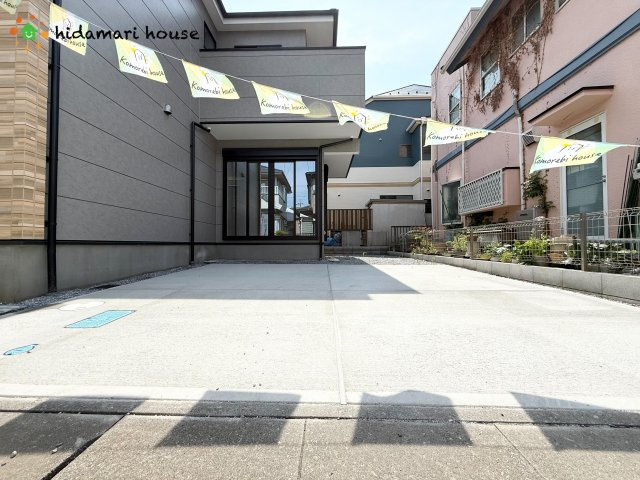 桶川市朝日3期　新築戸建　GRACE01の駐車場