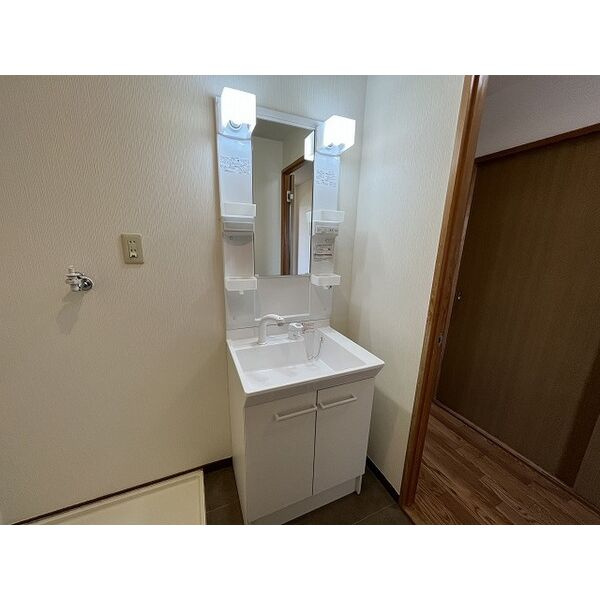 リンピア江口の独立洗面台