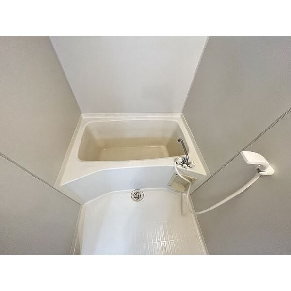 リンピア江口の浴室