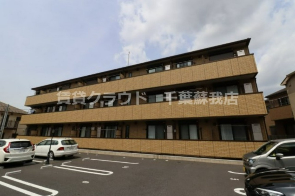 ラテル