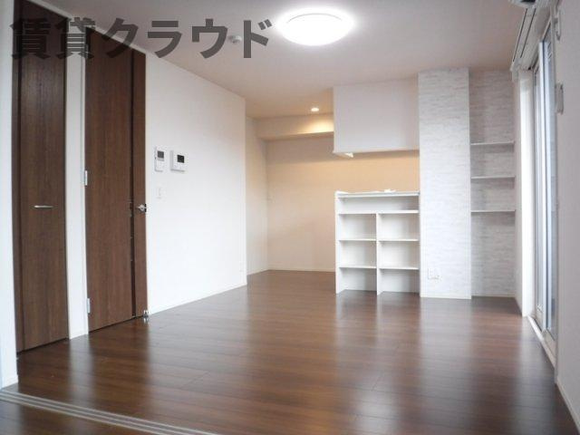 ラテルの居間・リビング
