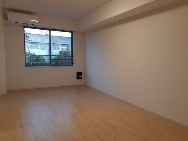 ヴァン　ベールの居間・リビング|ゆったりとした居間です