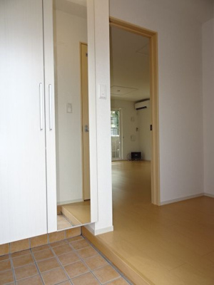 【玄関】 | レフィナードルーチェ