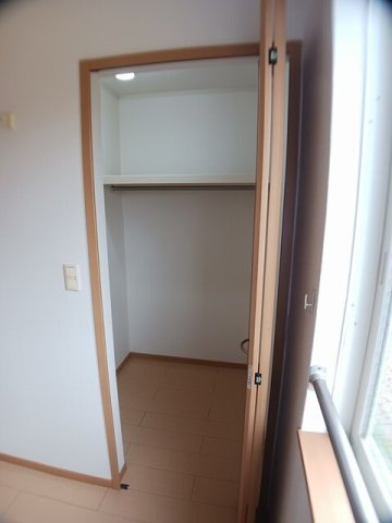 グリーンヒルズ・カーサ　Ｅの収納