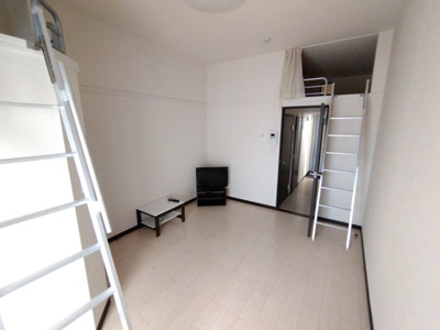 【居間・リビング】 | レオネクストシャイン宮内 | ダブルロフト