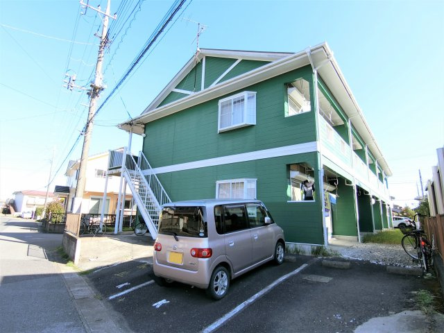 サンパレスの外観