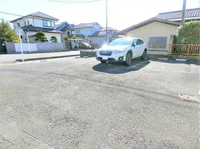 サンパレスの駐車場