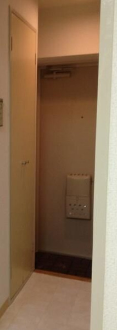 大塚ダイカンプラザの玄関