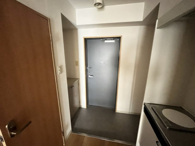 【玄関】 | シビラ柴島 | シューズボックス付きのきれいな玄関です