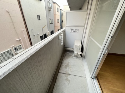 【バルコニー】 | シビラ柴島 | お洗濯にも便利なバルコニー付き