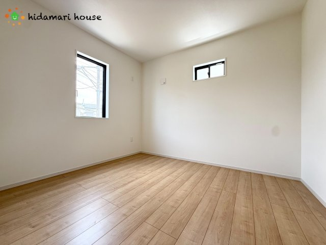 桶川市朝日2期　新築戸建　GRACE01の子供部屋|2階洋室：5.2帖