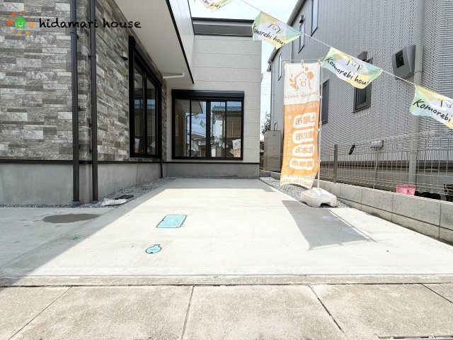 桶川市朝日2期　新築戸建　GRACE01の駐車場