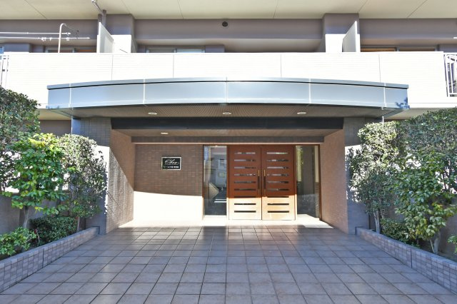 オーベル大宮・東宮原のエントランス