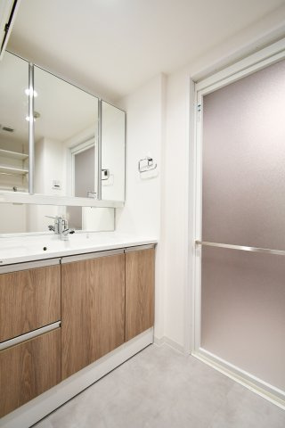 オーベル大宮・東宮原の独立洗面台