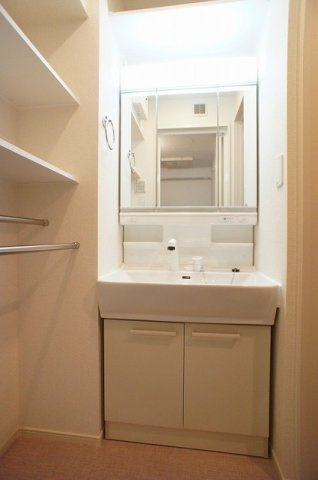 アルカンシェルＢの洗面所