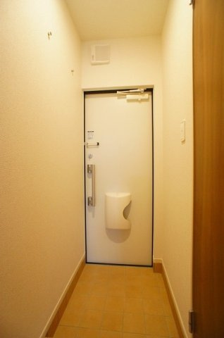 アルカンシェルＢの玄関