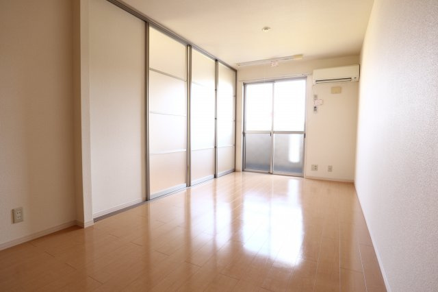 アルコバレーノ潤和の居間・リビング