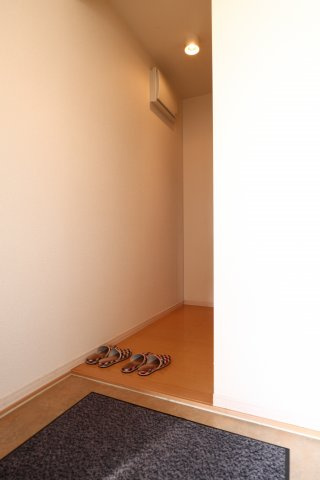 アルコバレーノ潤和の玄関