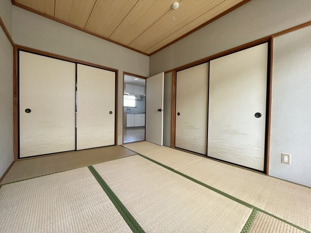 太陽のすまいるの和室