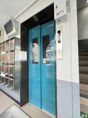 【ロビー】 | 道頓堀プラザ