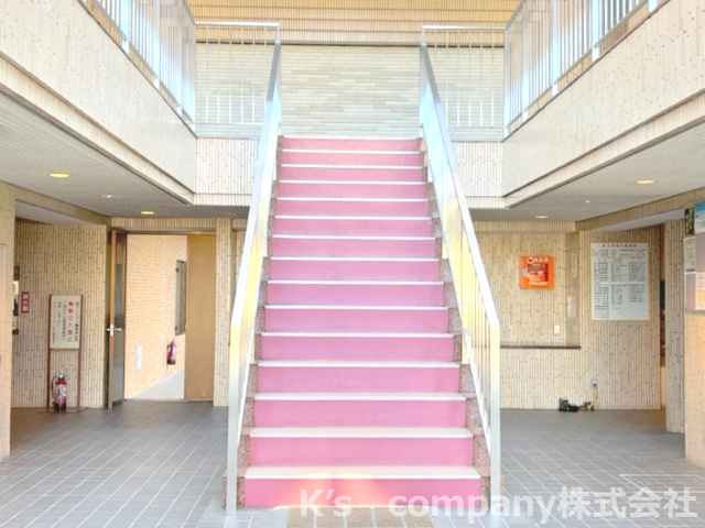 ●茅ヶ崎市今宿　ダイアパレス・エクシード茅ヶ崎　1007号室のその他共用部分|綺麗に整備されたエントランス♪