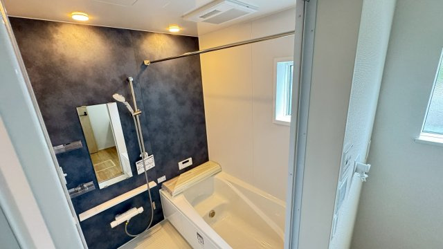 旭が丘二丁目　新築戸建の浴室