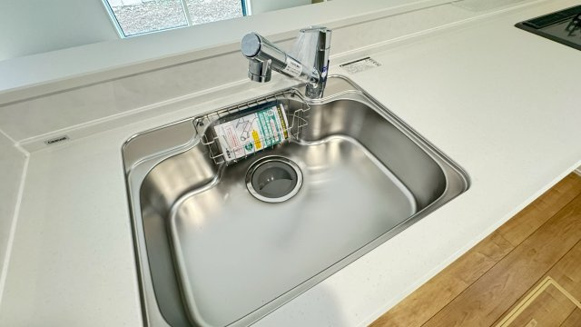 旭が丘二丁目　新築戸建の浴室