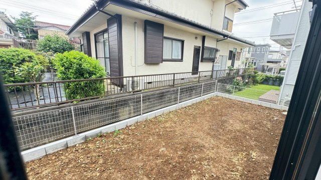 旭が丘二丁目　新築戸建の庭