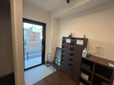 【玄関】 | ラピス新宿Ａ棟