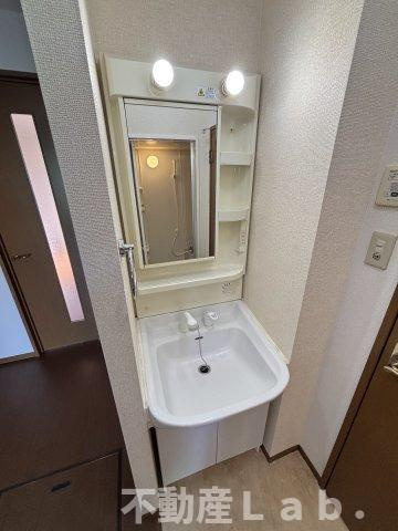 パラッツォ・Kの洗面所|1回のお部屋の写真です。