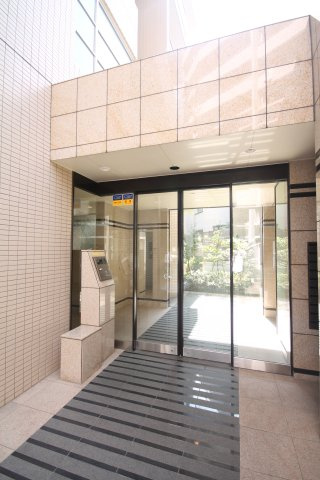 【エントランス】