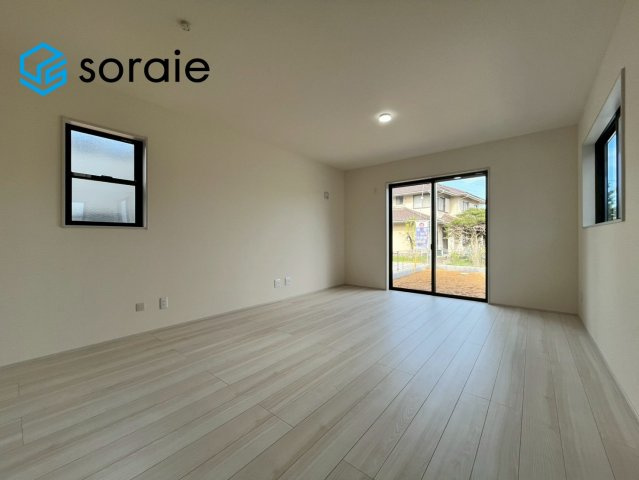 川越市下小坂　全5棟　新築戸建　リーブルガーデンの居間・リビング|4/18撮影