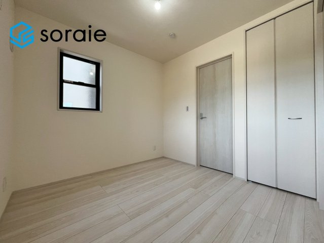 川越市下小坂　全5棟　新築戸建　リーブルガーデンの洋室|4/18撮影