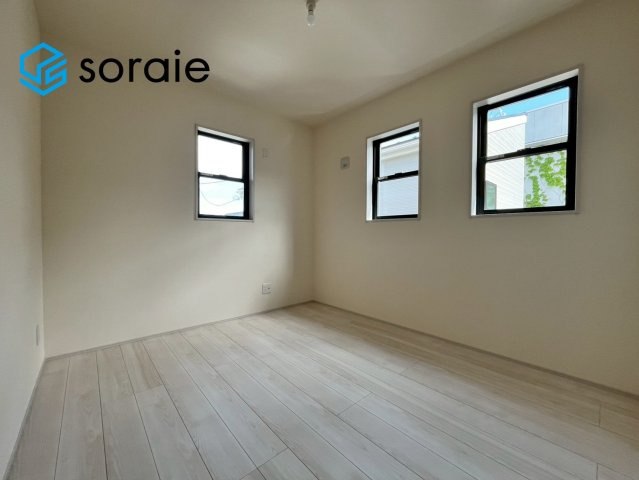 川越市下小坂　全5棟　新築戸建　リーブルガーデンの洋室|4/18撮影