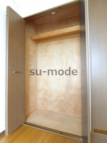 パルコート若園の収納