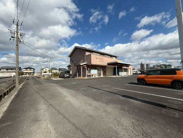 二本木町東切替貸店舗の外観