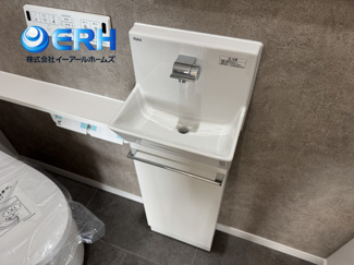 【トイレ】 | 中央区籠池通2丁目新築戸建 | 手洗い付きトイレ　同社施工例（現況優先です）