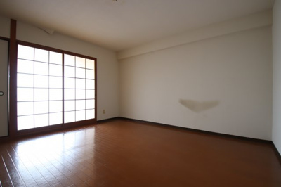 【居間・リビング】 | グランドハイツ杉田Ⅱ