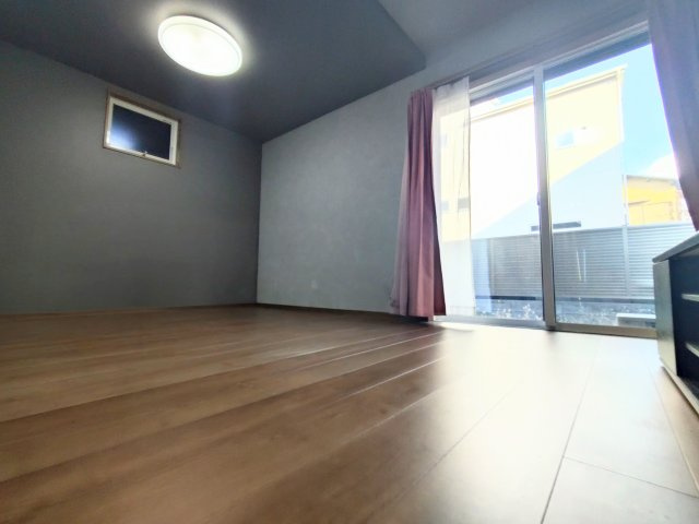 久我本町の洋室