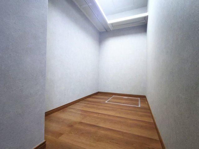 久我本町の洋室