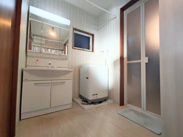 久我本町の独立洗面台
