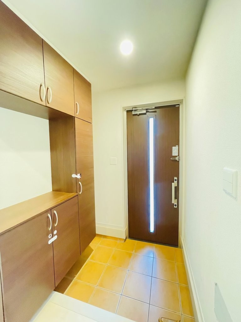 幸田町菱池の玄関