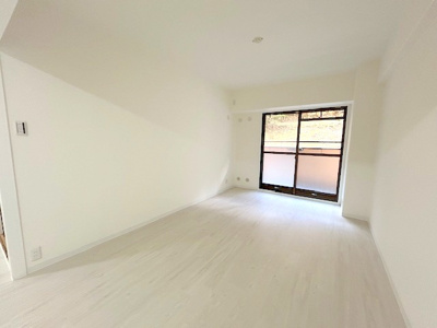 【洋室】 | ライオンズマンション枚方