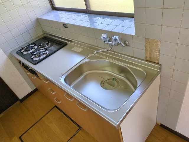 大網白里市木崎　中古戸建のキッチン|お料理しやすいキッチンです